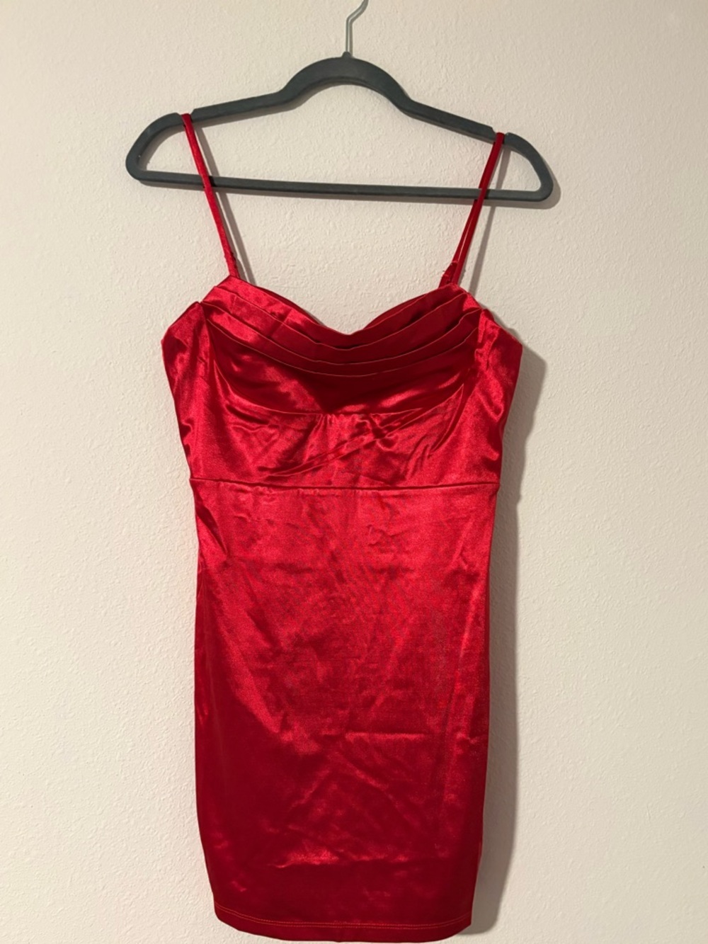 Lulus Red Satin Cowl Neck Mini Dress Size Medium - Picture 3 of 6